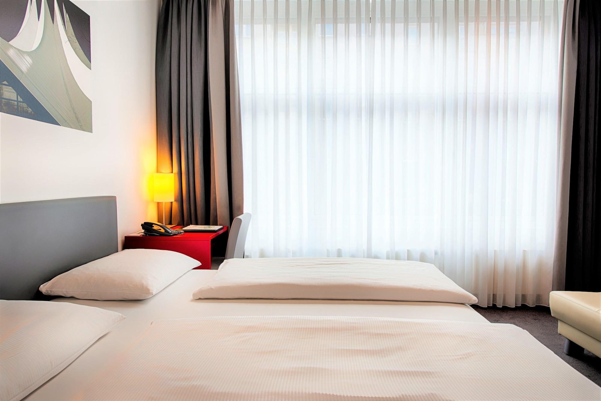 ซีเล็ค โฮเทล เบอร์ลิน เยนดาร์เมนมาร์คท์ Hotel ภายนอก รูปภาพ