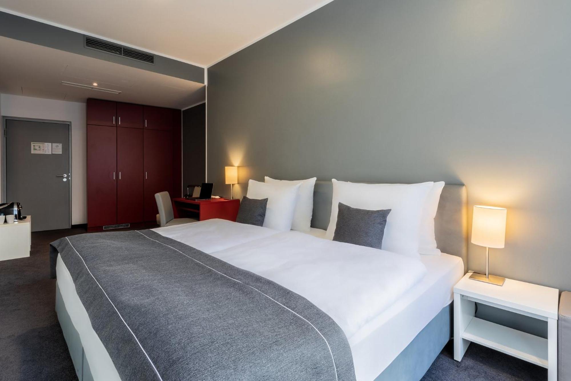 ซีเล็ค โฮเทล เบอร์ลิน เยนดาร์เมนมาร์คท์ Hotel ภายนอก รูปภาพ